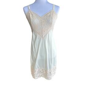 Vintage Cream Baronet Lingerie Full Dress Nylon Slip Dress Lace Size 34 Average
